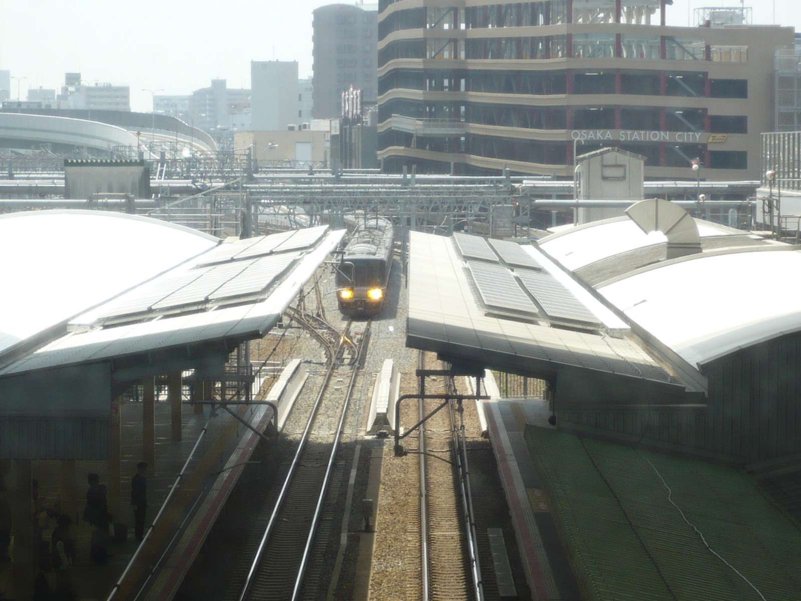 http://大阪駅太陽光発電設備新設工事